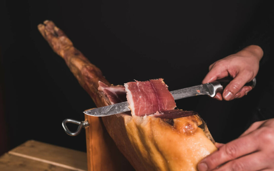 How to place the ham in the ham holder